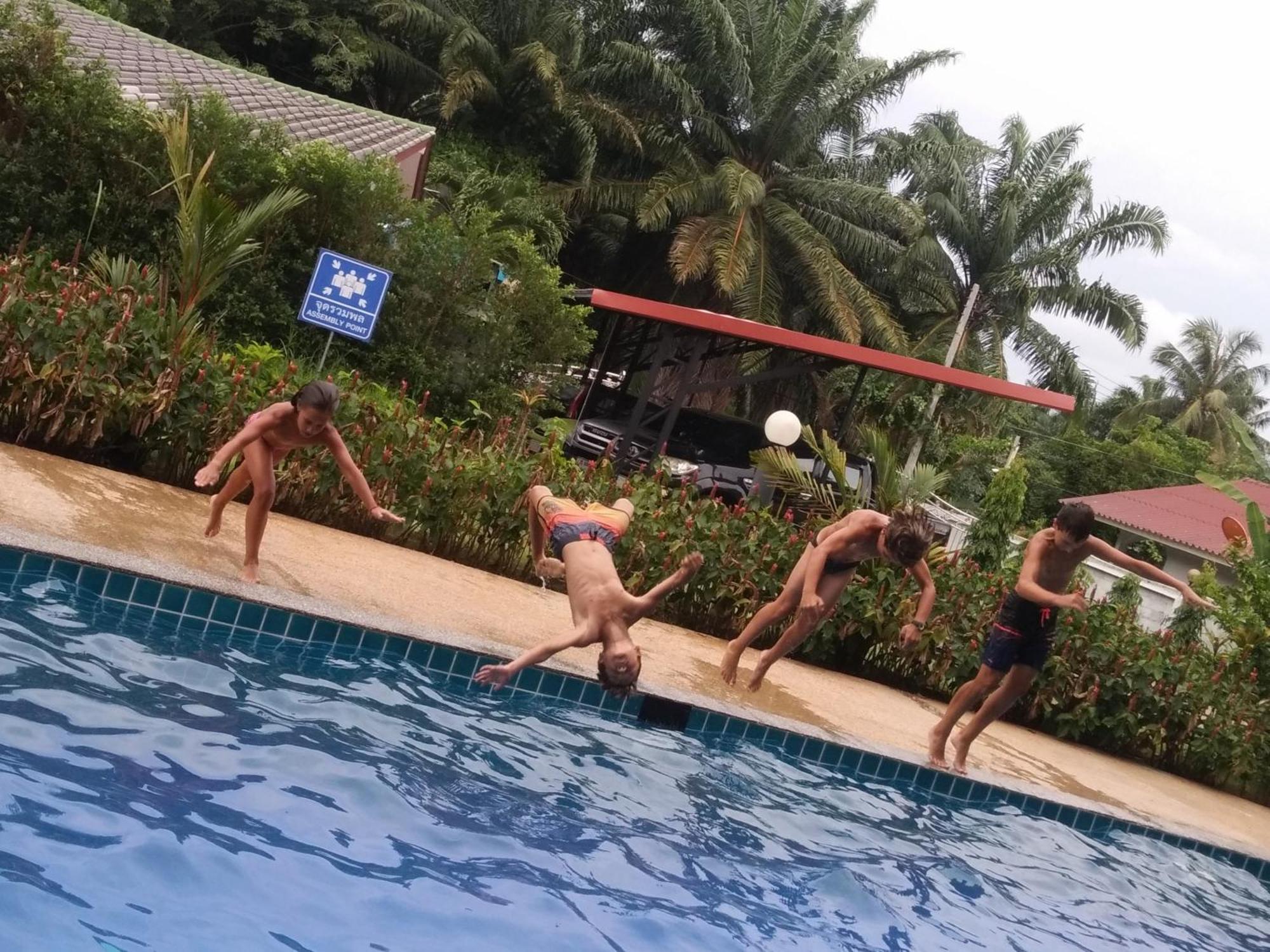 Sj House Hotel Aonang Ban Khlong Haeng エクステリア 写真